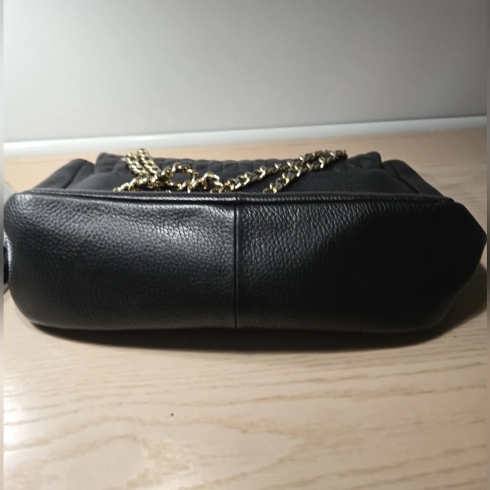 Karl Lagerfeld Paris Black Quilted Leather Shoulder Bag With Gold Hardware - Picture 3 of 6